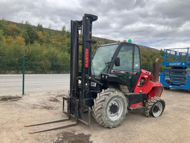 Manitou M30-4 - Empilhador todo-o-terreno: foto 1 Manitou M30-4 - Empilhador todo-o-terreno: foto 1