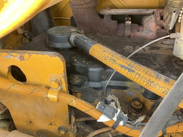 Buldôzer CAT D6T: foto 15