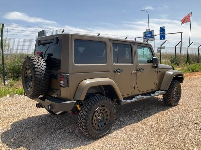 Jeep Wrangler JK Command - Automóvel: foto 3 Jeep Wrangler JK Command - Automóvel: foto 3