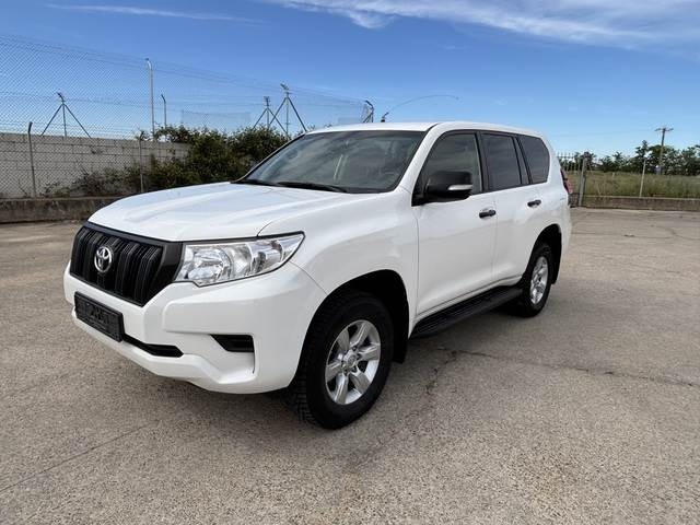Toyota Land Cruiser Prado - SUV: foto 1 Toyota Land Cruiser Prado - SUV: foto 1