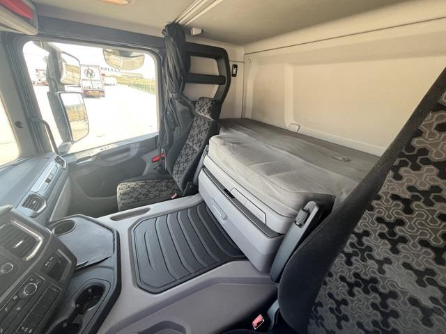 Leasing de  Scania P410 Scania P410: foto 19