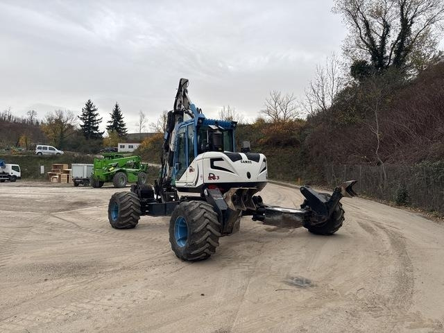 Euromach R1253 - Escavadeira de rodas: foto 3 Euromach R1253 - Escavadeira de rodas: foto 3