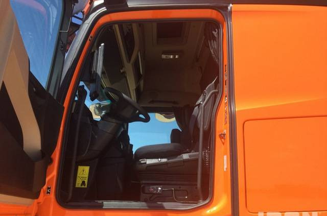 Caminhão limpa fossa Rivard - Mercedes-Benz EXVAC - Arocs 3253 8x4: foto 10