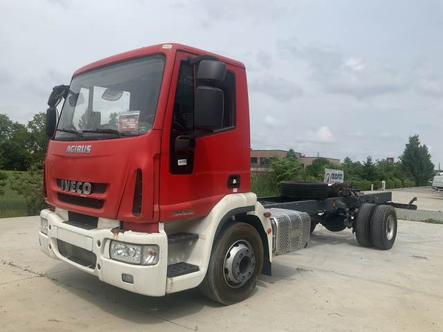 Iveco FF160E32 - Camião chassi: foto 1 Iveco FF160E32 - Camião chassi: foto 1