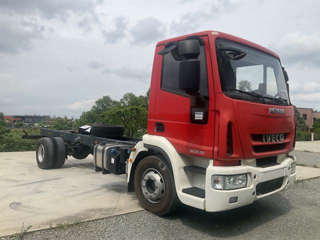 Iveco FF160E32 - Camião chassi: foto 4 Iveco FF160E32 - Camião chassi: foto 4