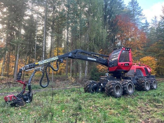 Komatsu XH901XC-6 - Harvester: foto 1 Komatsu XH901XC-6 - Harvester: foto 1