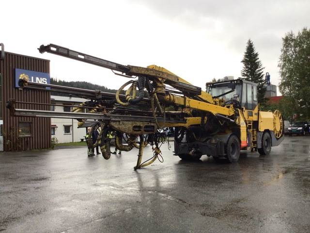 Atlas Copco XE3C - Máquina de mineração: foto 1 Atlas Copco XE3C - Máquina de mineração: foto 1