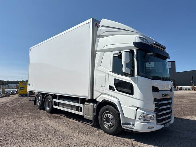DAF XF 530 FAN - Camião furgão: foto 4 DAF XF 530 FAN - Camião furgão: foto 4