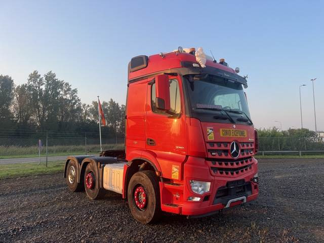 Mercedes-Benz Arocs 2751 - Tractor: foto 4 Mercedes-Benz Arocs 2751 - Tractor: foto 4