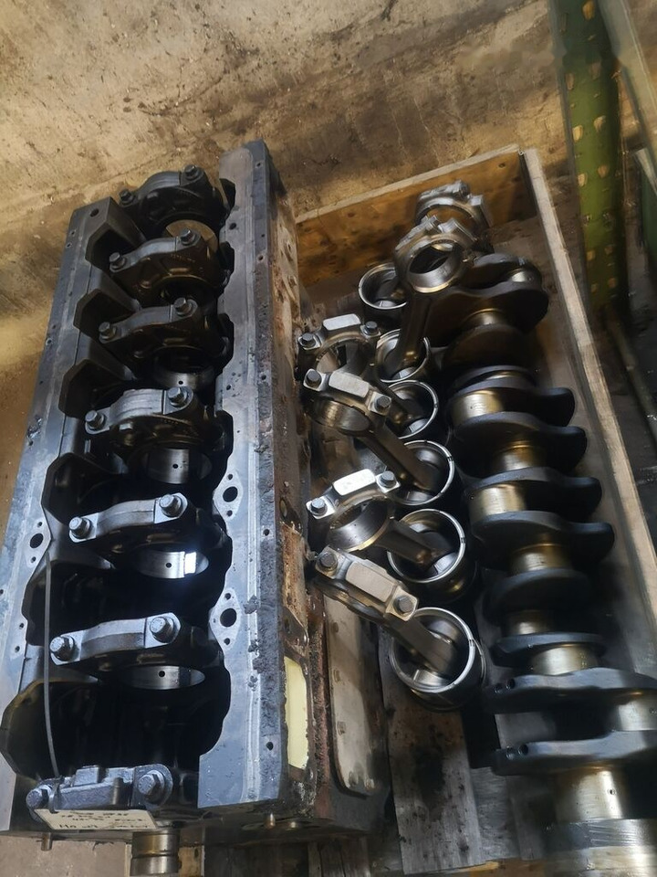DAF Ersatztteile 0281010045 DAF XF 95 - Bloco do motor por Camião: foto 4 DAF Ersatztteile 0281010045 DAF XF 95 - Bloco do motor por Camião: foto 4