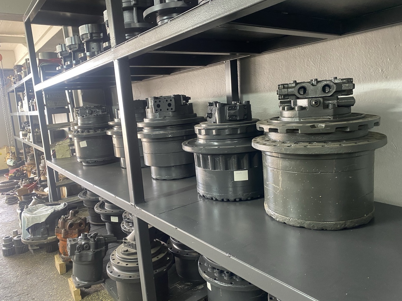 HITACHI KULE DÖNÜŞ - Motor hidráulico por Escavadeira: foto 1 HITACHI KULE DÖNÜŞ - Motor hidráulico por Escavadeira: foto 1