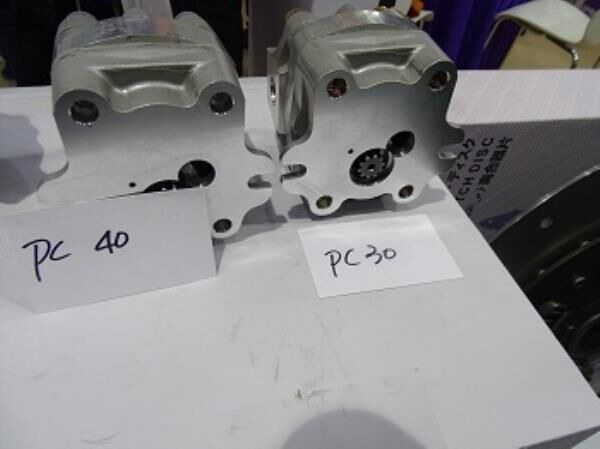 Şarz Pompası Komatsu PC30-40 - Bomba hidráulica por Escavadeira: foto 1 Şarz Pompası Komatsu PC30-40 - Bomba hidráulica por Escavadeira: foto 1