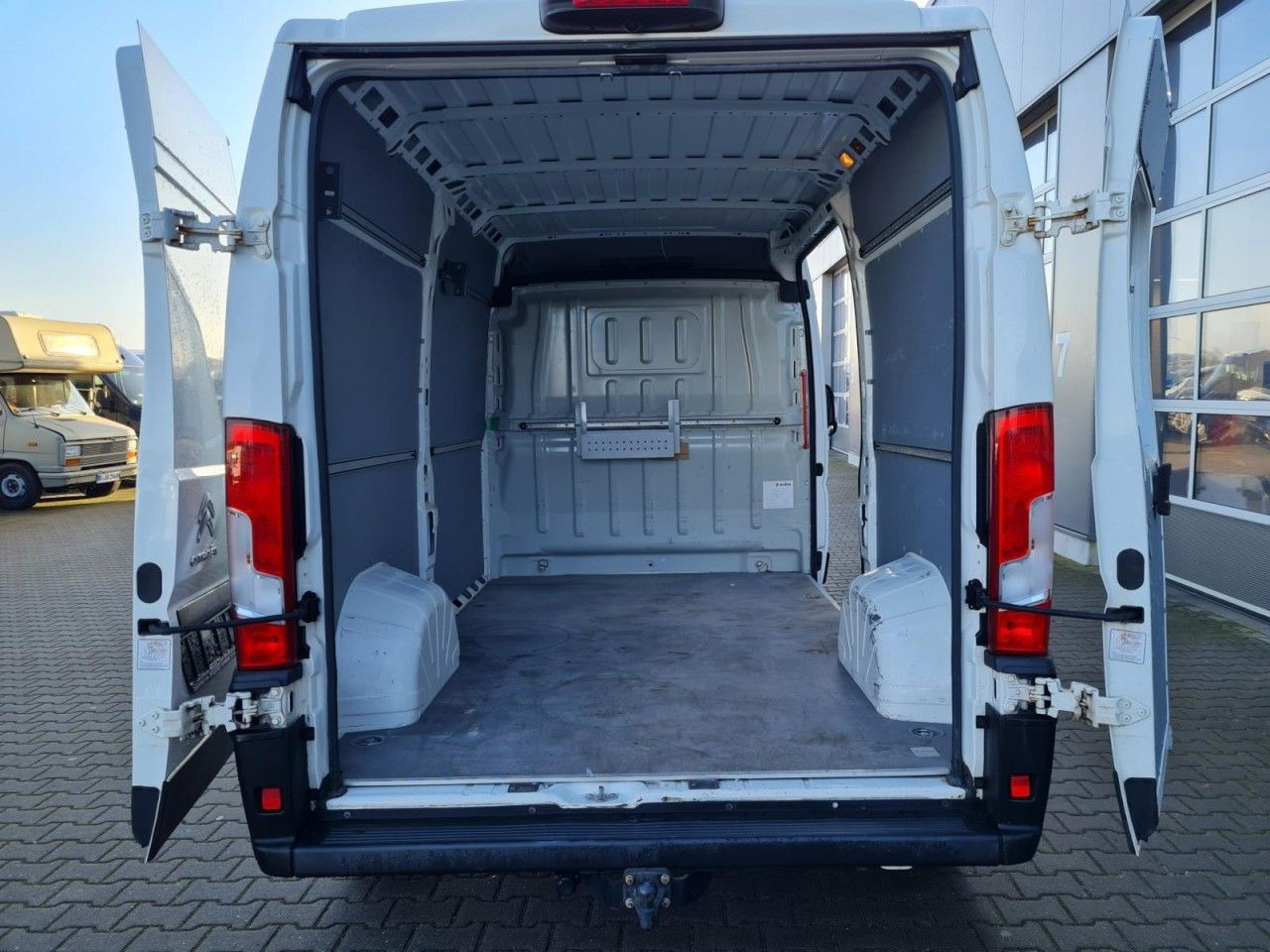Citroën Jumper 33 Kasten L2H2 AHK KLIMA KAMERA TEMPOMAT - Furgão compacto: foto 5 Citroën Jumper 33 Kasten L2H2 AHK KLIMA KAMERA TEMPOMAT - Furgão compacto: foto 5