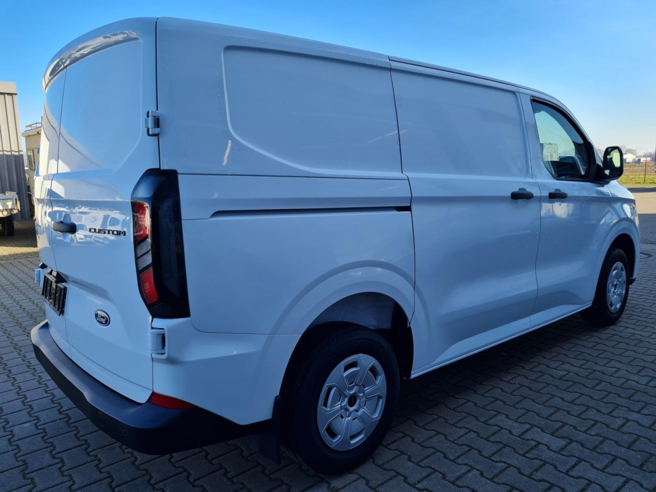 Ford Custom Kasten L1 Trend KLIMA KAMERA PDC TEMPOMAT - Furgão compacto: foto 4 Ford Custom Kasten L1 Trend KLIMA KAMERA PDC TEMPOMAT - Furgão compacto: foto 4