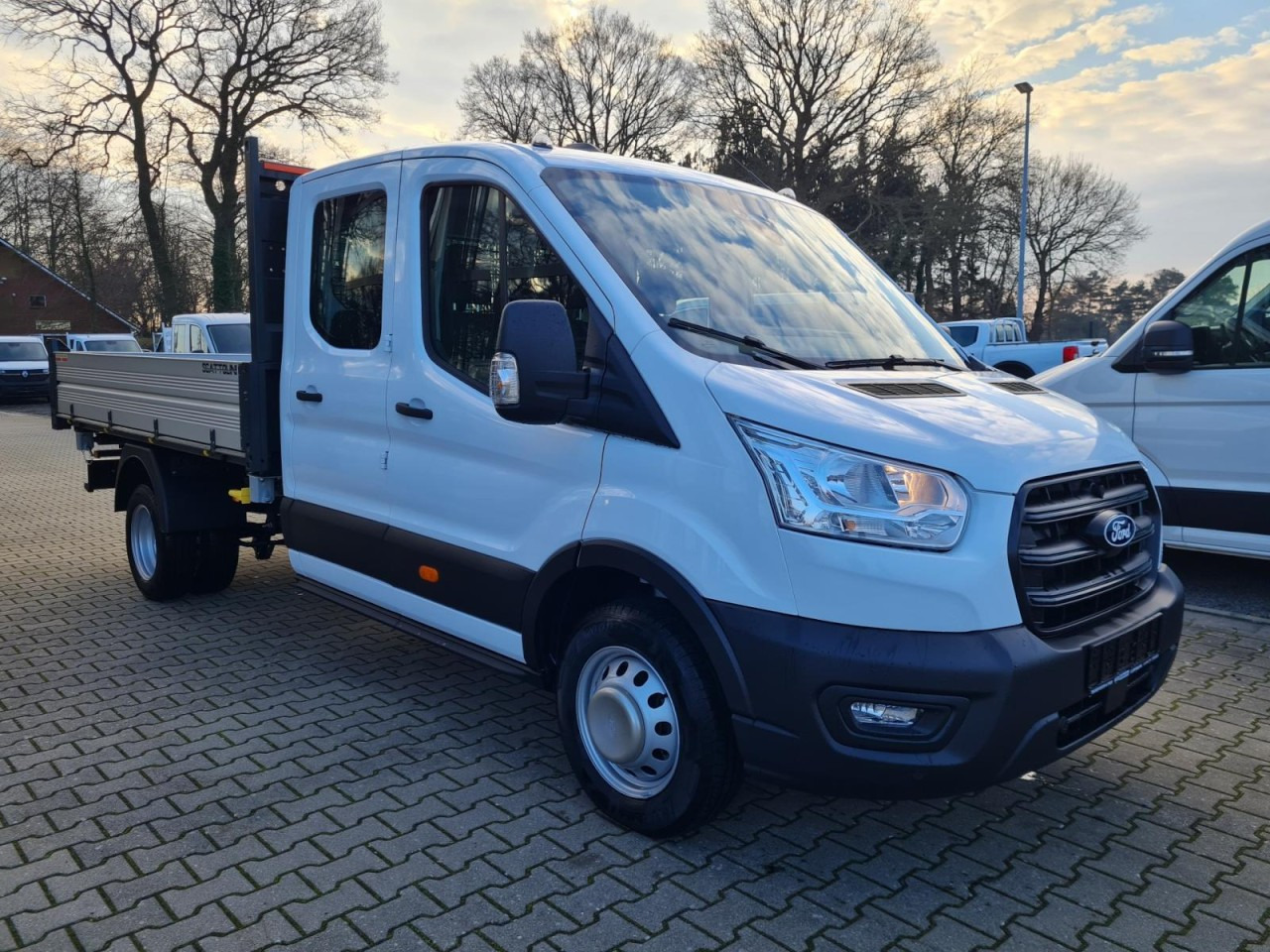 Ford Transit 350 Doka 3 Seiten Kipper L4 Trend AHK KAMERA - Carrinha basculante, Carrinha cabine dupla: foto 4 Ford Transit 350 Doka 3 Seiten Kipper L4 Trend AHK KAMERA - Carrinha basculante, Carrinha cabine dupla: foto 4