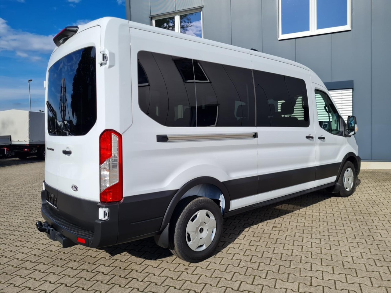 Ford Transit 350 Kombi 9 Sitze L3 AG Trend AHK KAMERA - Minibus, Furgão de passageiros: foto 4 Ford Transit 350 Kombi 9 Sitze L3 AG Trend AHK KAMERA - Minibus, Furgão de passageiros: foto 4