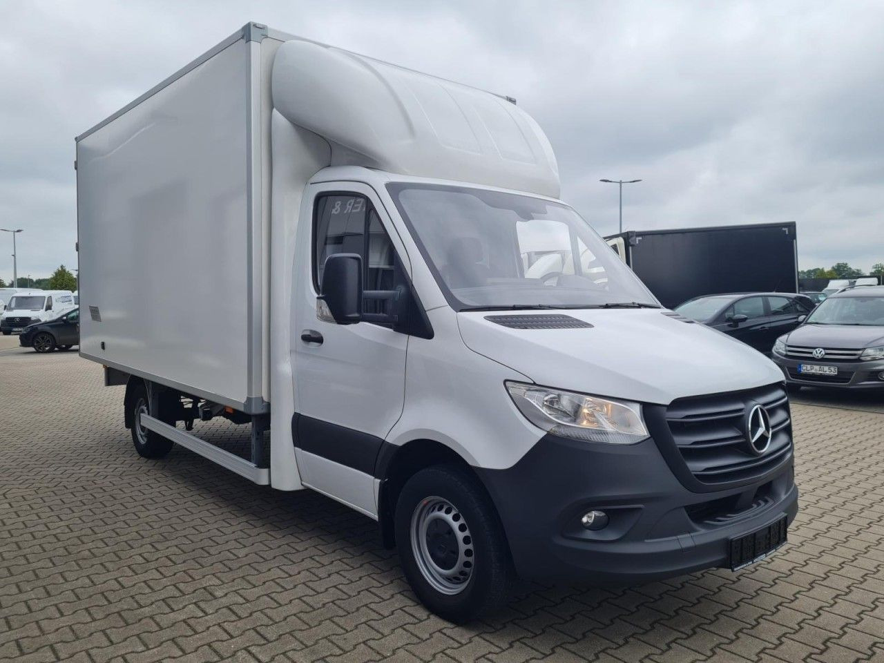 Mercedes-Benz Sprinter 315 CDI Koffer RWD KLIMA TEMPOMAT RWD - Carrinha de contentor: foto 3 Mercedes-Benz Sprinter 315 CDI Koffer RWD KLIMA TEMPOMAT RWD - Carrinha de contentor: foto 3