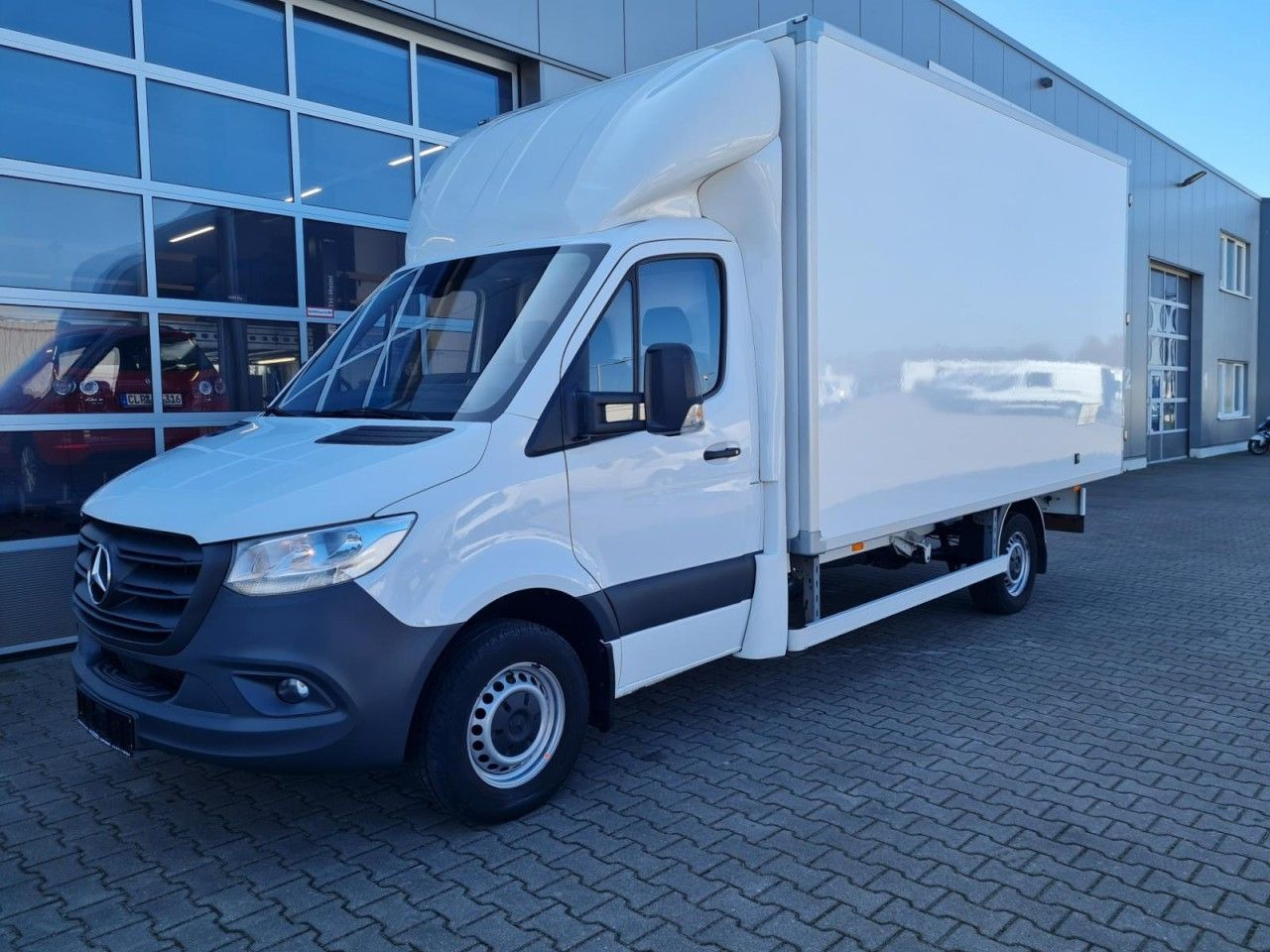 Mercedes-Benz Sprinter 315 CDi RWD Koffer LBW KLIMA TEMPOMAT - Carrinha de contentor: foto 3 Mercedes-Benz Sprinter 315 CDi RWD Koffer LBW KLIMA TEMPOMAT - Carrinha de contentor: foto 3