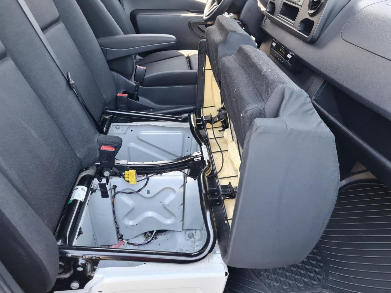 Carrinha de contentor Mercedes-Benz Sprinter 315 Möbel Koffer RWD KLIMA KOMFORT TEMP: foto 19