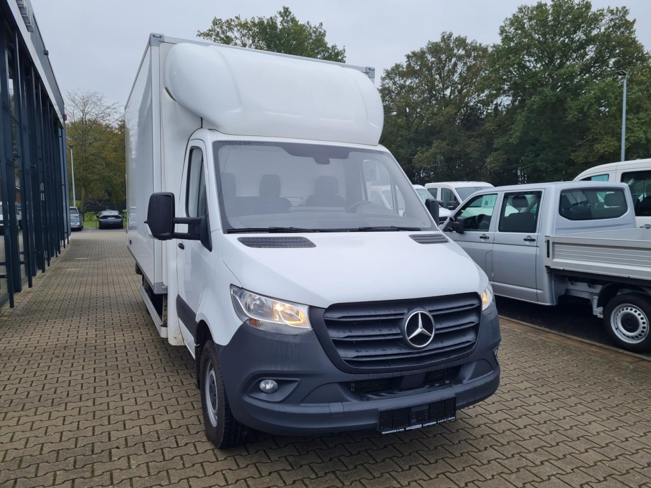 Mercedes-Benz Sprinter 315 RWD Möbel Koffer LBW KLIMA TEMPOMAT - Carrinha de contentor: foto 2 Mercedes-Benz Sprinter 315 RWD Möbel Koffer LBW KLIMA TEMPOMAT - Carrinha de contentor: foto 2