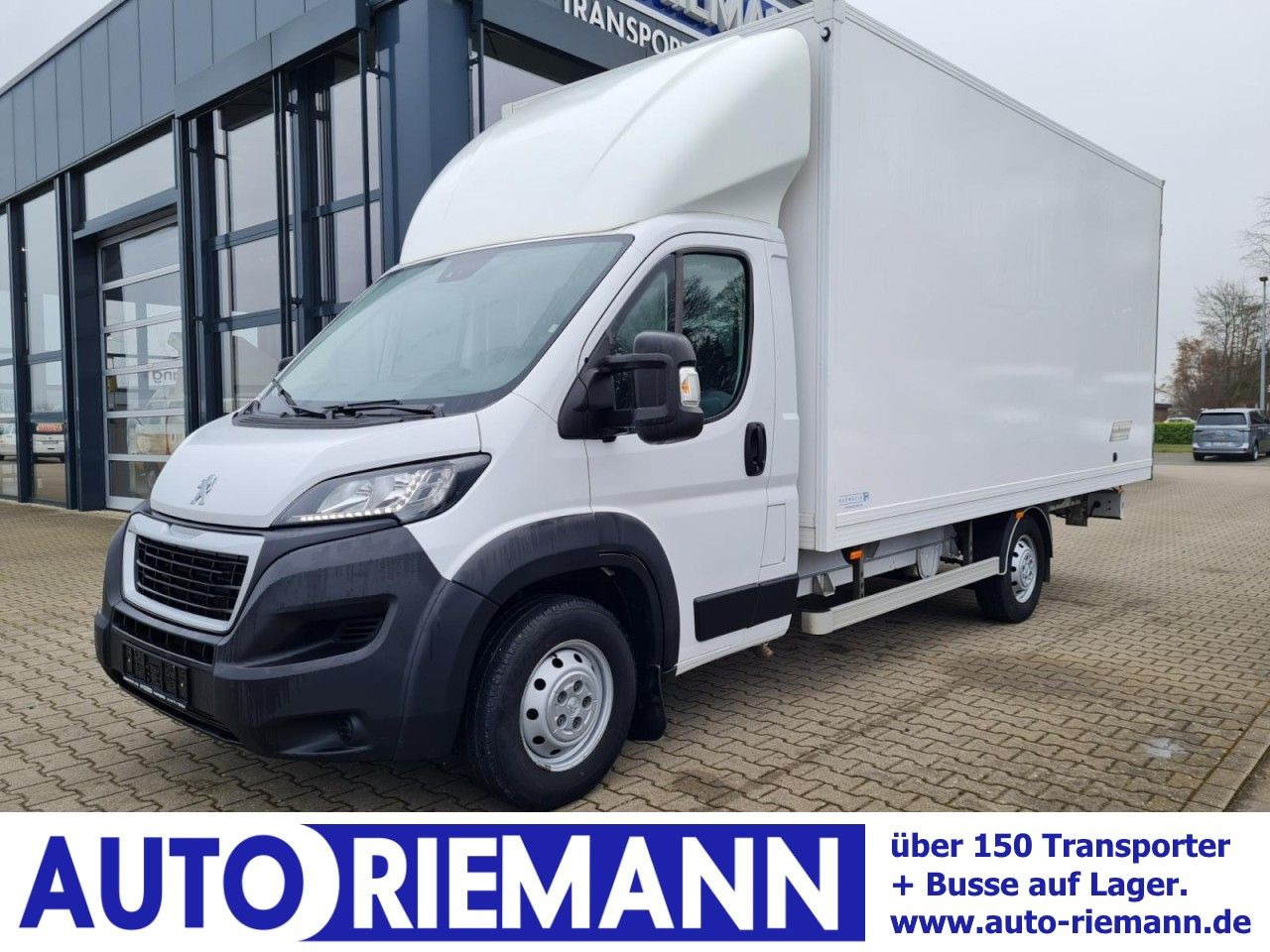 Peugeot Boxer 3.5t Koffer lang L4 ERGO KLIMA KOMFORT TEM - Carrinha de contentor: foto 1 Peugeot Boxer 3.5t Koffer lang L4 ERGO KLIMA KOMFORT TEM - Carrinha de contentor: foto 1