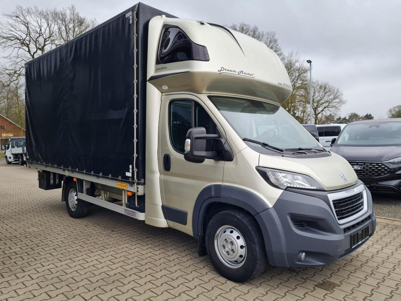 Peugeot Boxer Pritsche L4 Schiebe Plane Schlafkab Luftfe - Carrinha de lona: foto 3 Peugeot Boxer Pritsche L4 Schiebe Plane Schlafkab Luftfe - Carrinha de lona: foto 3