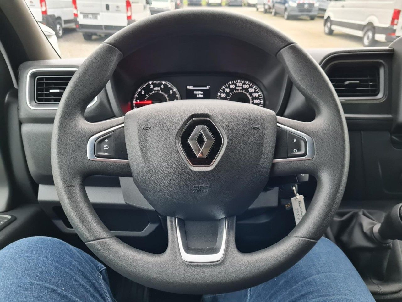 Leasing de  Renault Master 3,5t Koffer dCi 165 mit 10 Pal. Plätze Renault Master 3,5t Koffer dCi 165 mit 10 Pal. Plätze: foto 9