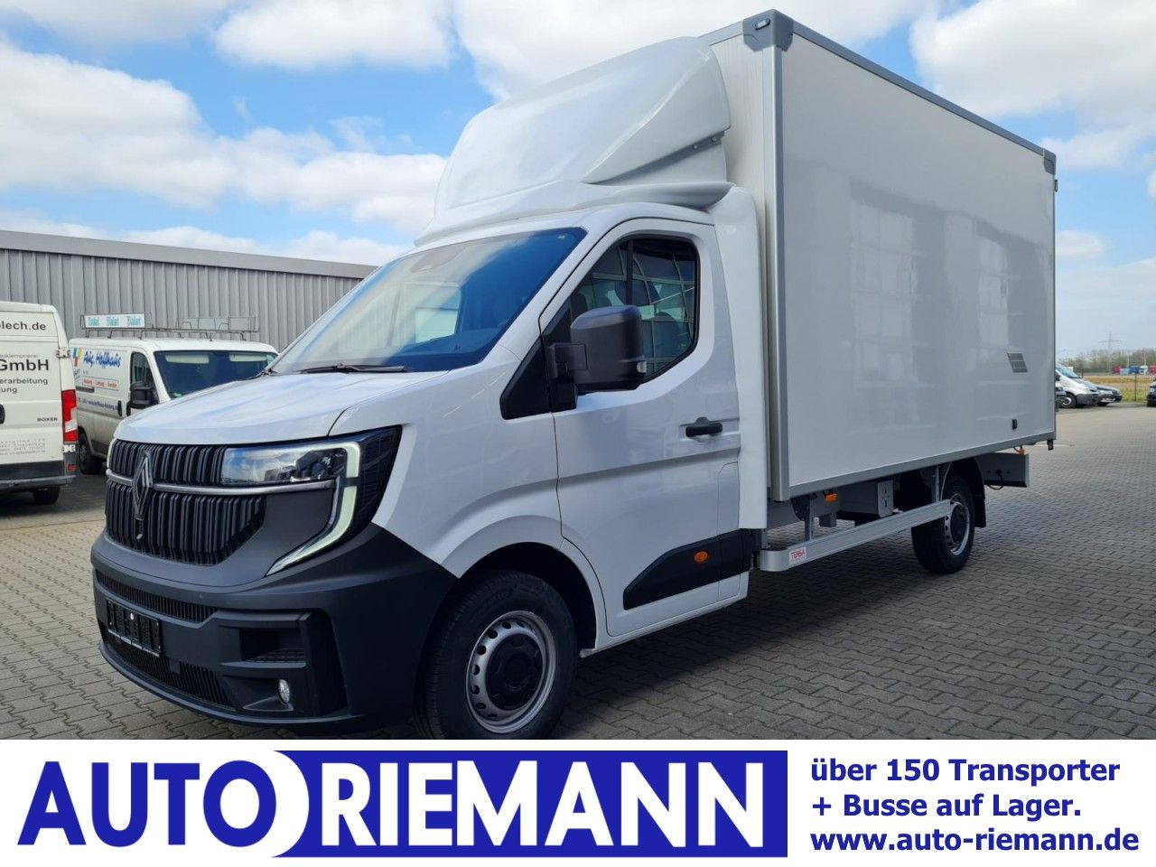 Renault Master 35 New Möbel Koffer KLIMA KOMFORT TEMPOMA - Carrinha de contentor: foto 1 Renault Master 35 New Möbel Koffer KLIMA KOMFORT TEMPOMA - Carrinha de contentor: foto 1