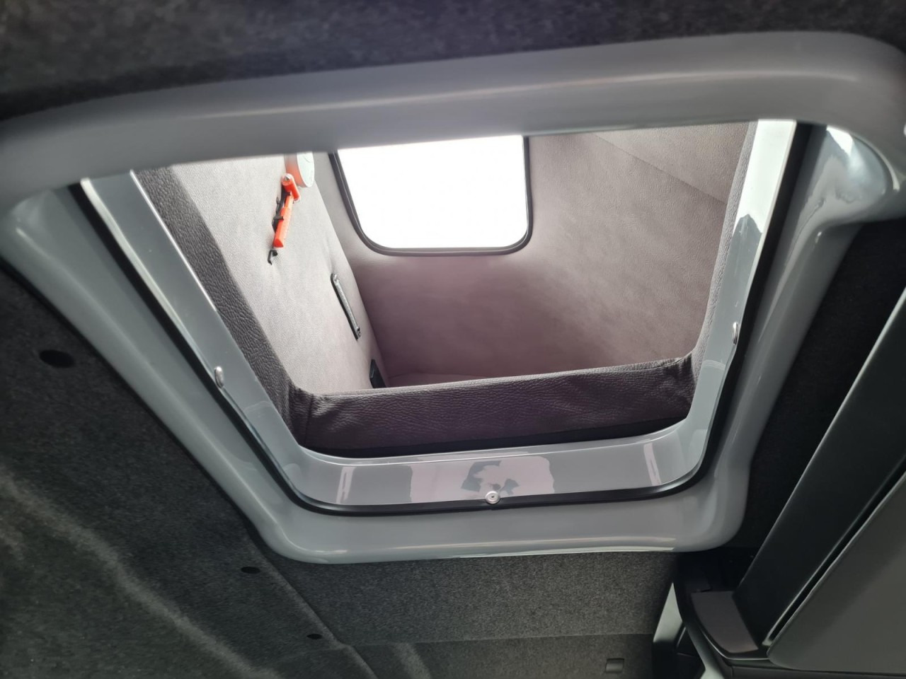 Carrinha de lona Renault Master 35 Pritsche Schiebe Plane Schlafkab 10 PAL LUFTFEDER: foto 16 Carrinha de lona Renault Master 35 Pritsche Schiebe Plane Schlafkab 10 PAL LUFTFEDER: foto 16