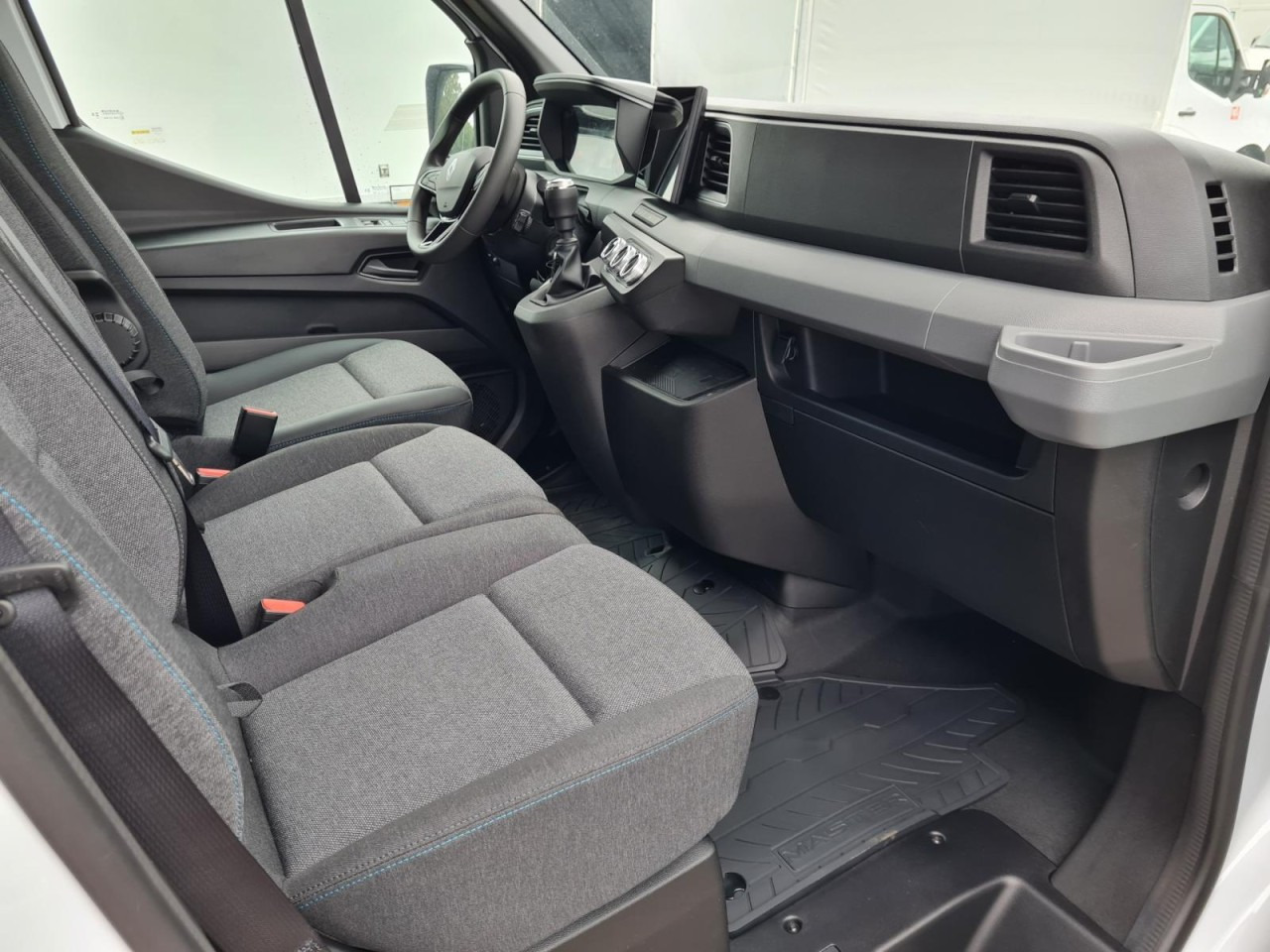 Carrinha de lona Renault Master 35 Pritsche Schiebe Plane Schlafkab 10 PAL LUFTFEDER: foto 14 Carrinha de lona Renault Master 35 Pritsche Schiebe Plane Schlafkab 10 PAL LUFTFEDER: foto 14