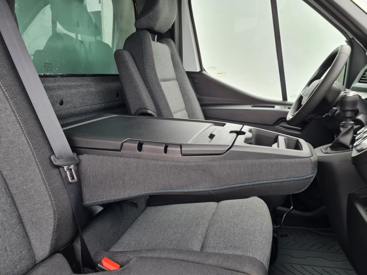 Carrinha de lona Renault Master 35 Pritsche Schiebe Plane Schlafkab 10 PAL LUFTFEDER: foto 15 Carrinha de lona Renault Master 35 Pritsche Schiebe Plane Schlafkab 10 PAL LUFTFEDER: foto 15