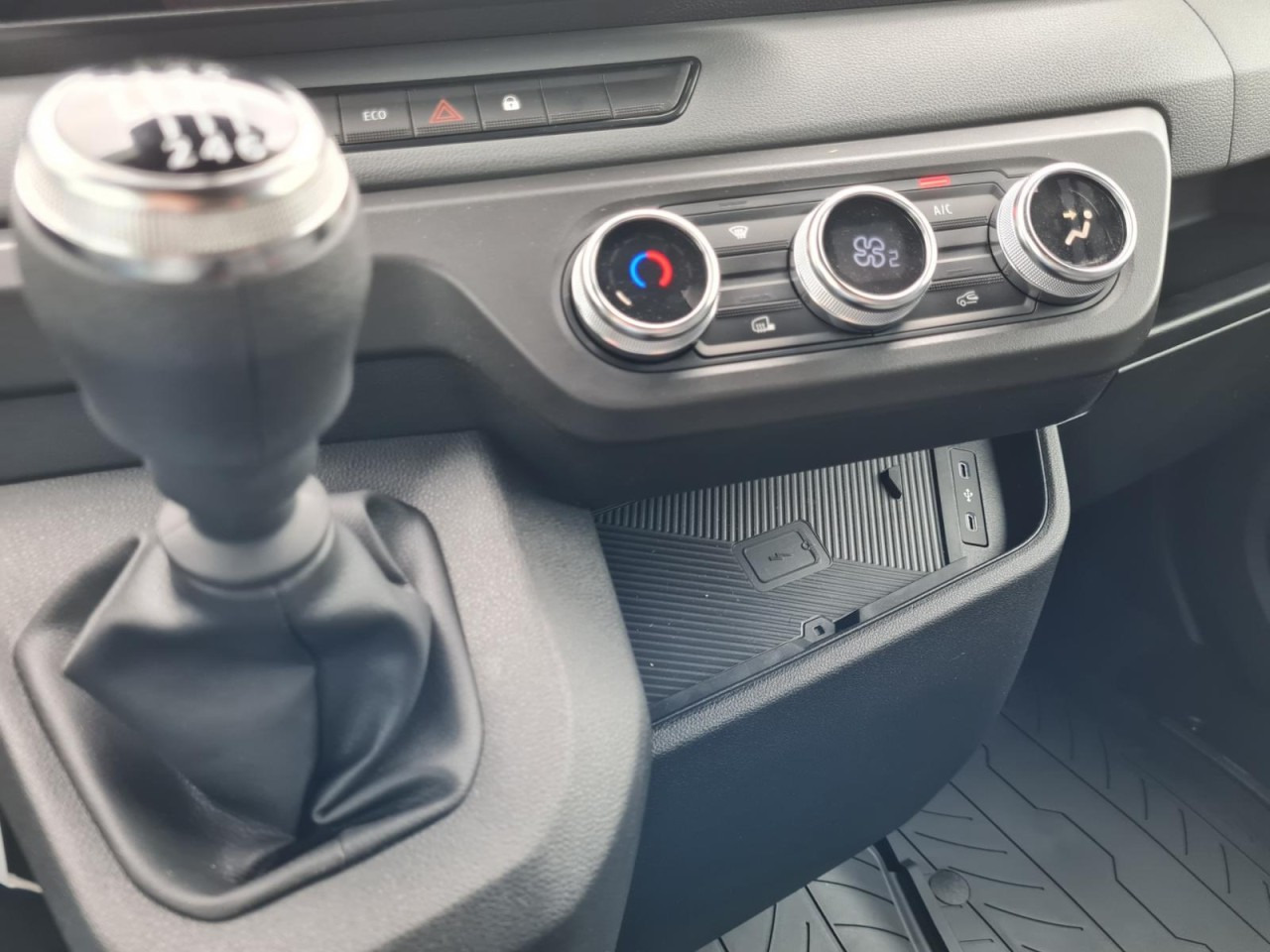 Carrinha de lona Renault Master 35 Pritsche Schiebe Plane Schlafkab 10 PAL LUFTFEDER: foto 20 Carrinha de lona Renault Master 35 Pritsche Schiebe Plane Schlafkab 10 PAL LUFTFEDER: foto 20