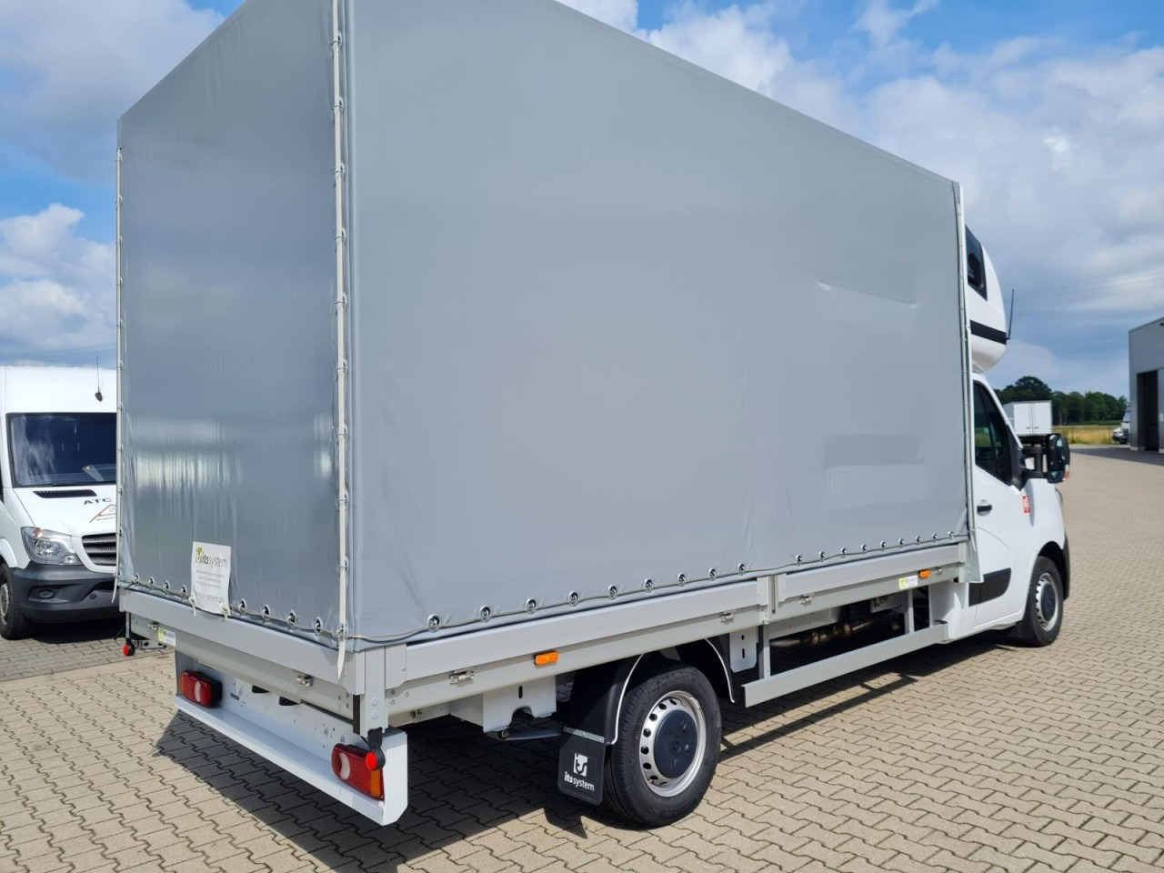 Renault Master 35 Pritsche Schiebe Plane Schlafkab. STHZ - Carrinha de lona: foto 4 Renault Master 35 Pritsche Schiebe Plane Schlafkab. STHZ - Carrinha de lona: foto 4