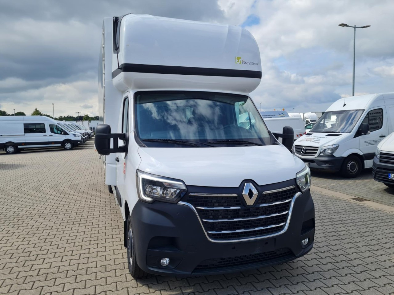 Renault Master 35 Pritsche Schiebe Plane Schlafkab. STHZ - Carrinha de lona: foto 2 Renault Master 35 Pritsche Schiebe Plane Schlafkab. STHZ - Carrinha de lona: foto 2