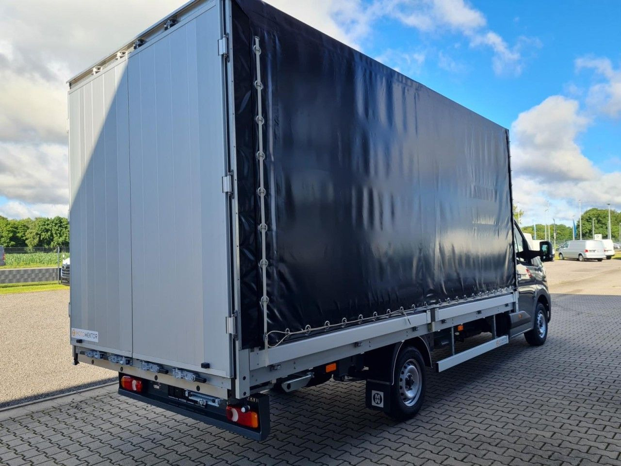 Renault Master 35 Pritsche Schiebe Plane dCi 170 Navi Ap - Carrinha de lona: foto 5 Renault Master 35 Pritsche Schiebe Plane dCi 170 Navi Ap - Carrinha de lona: foto 5