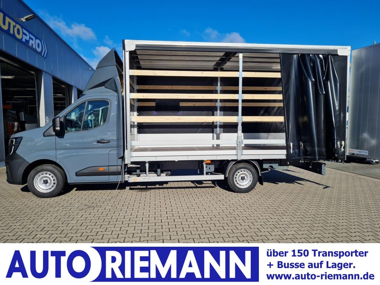 Renault Master 35 Pritsche Schiebe Plane dCi 170 Navi Ap - Carrinha de lona: foto 1 Renault Master 35 Pritsche Schiebe Plane dCi 170 Navi Ap - Carrinha de lona: foto 1