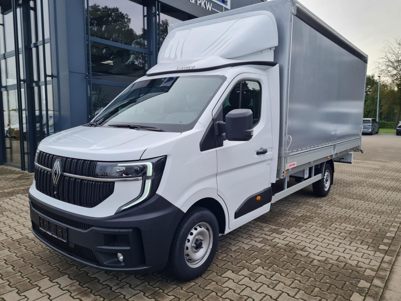 Renault Master Pritsche Schiebe Plane 10 Pal. LUFTFEDERUNG - Carrinha de lona: foto 2 Renault Master Pritsche Schiebe Plane 10 Pal. LUFTFEDERUNG - Carrinha de lona: foto 2