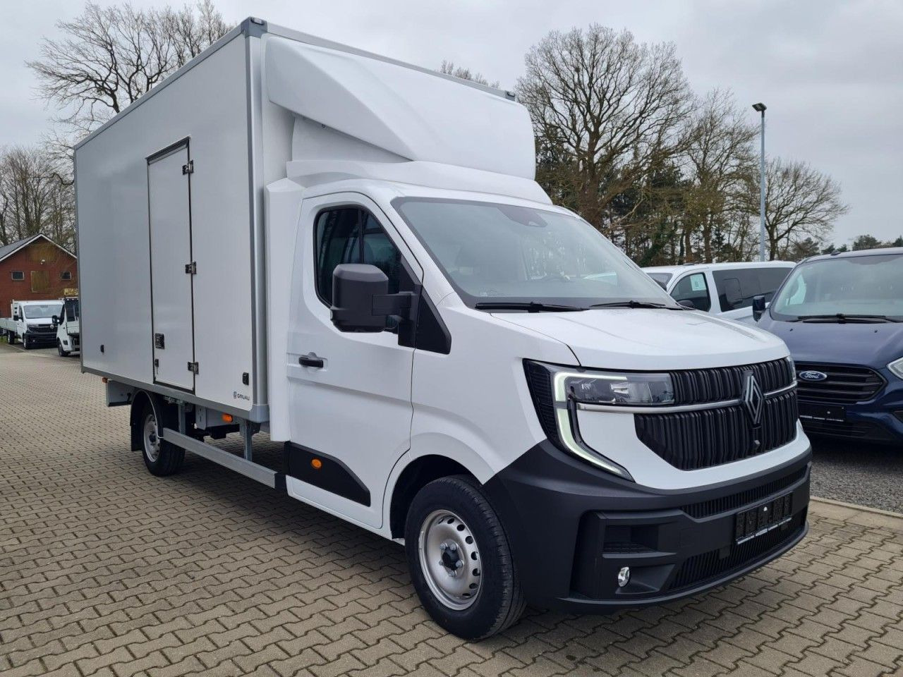 Renault New Master 35 Möbel Koffer KLIMA LUFTFEDER TEMPO - Carrinha de contentor: foto 3 Renault New Master 35 Möbel Koffer KLIMA LUFTFEDER TEMPO - Carrinha de contentor: foto 3
