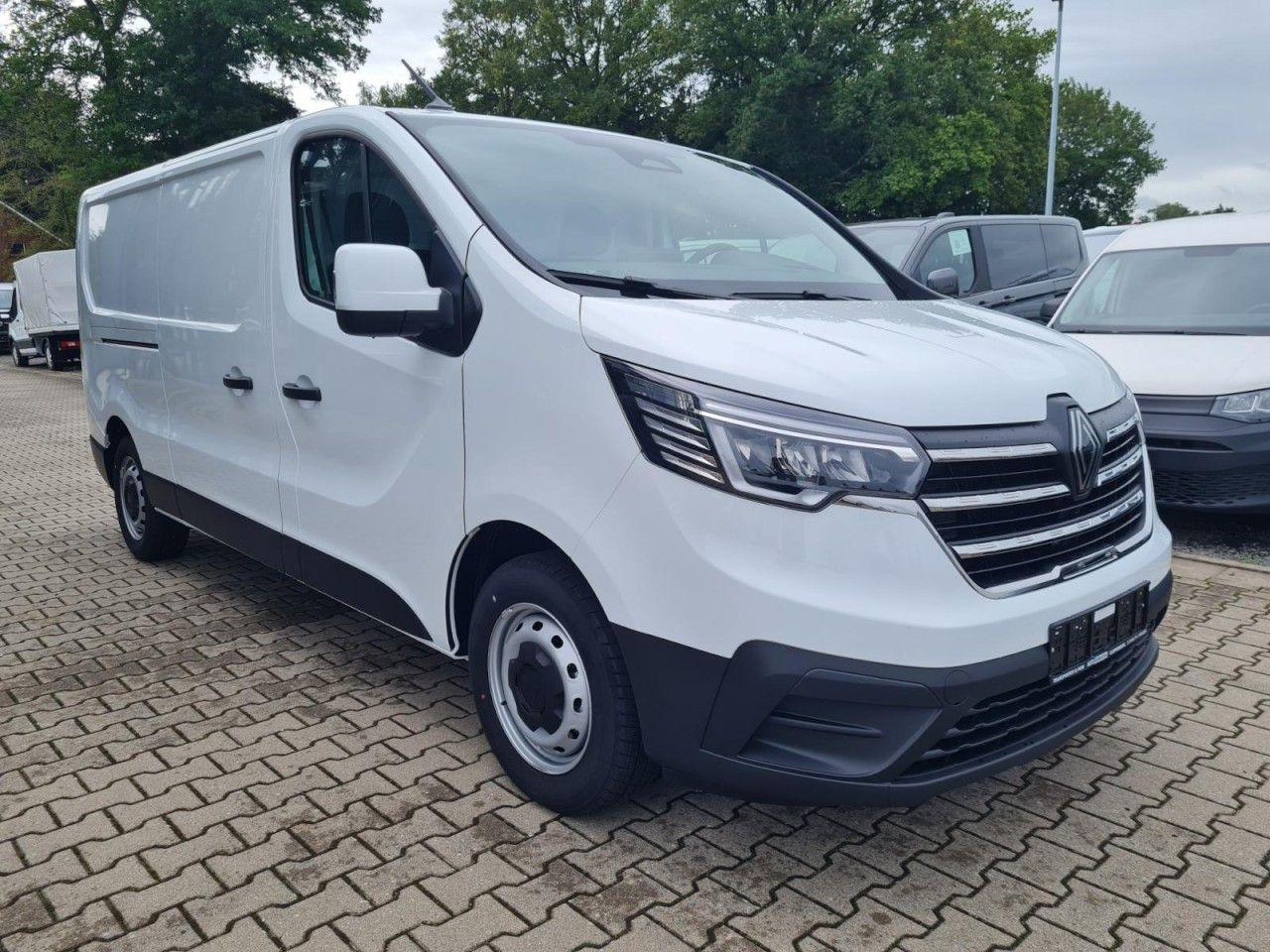 Renault Trafic Kühlkasten 3.0t L2 KLIMA LED NAVI_APP TEM - Carrinha frigorífica: foto 3 Renault Trafic Kühlkasten 3.0t L2 KLIMA LED NAVI_APP TEM - Carrinha frigorífica: foto 3