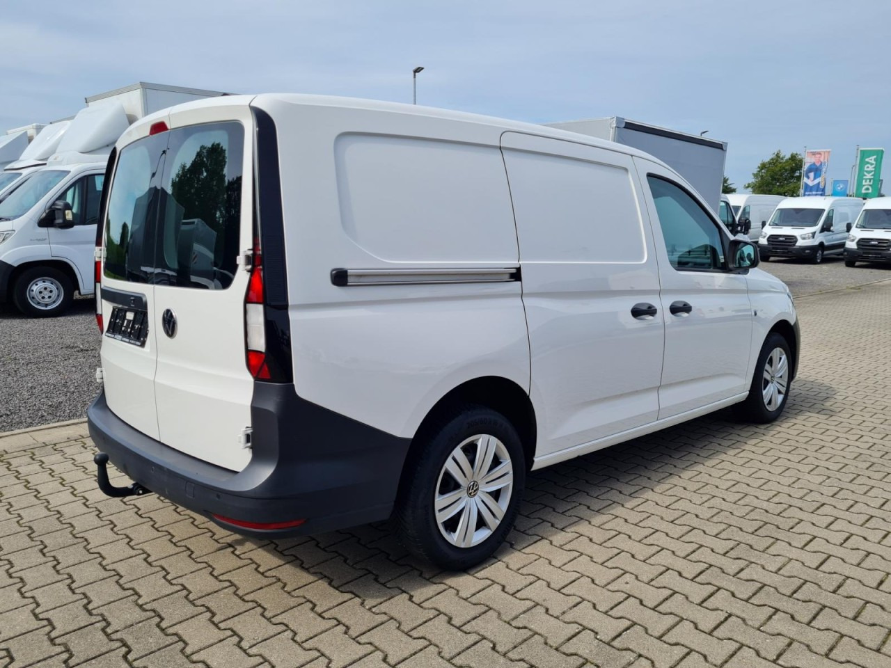 Volkswagen Caddy Cargo Kasten Maxi AHK KLIMA KAMERA PDC FLÜGEL - Furgão compacto: foto 5 Volkswagen Caddy Cargo Kasten Maxi AHK KLIMA KAMERA PDC FLÜGEL - Furgão compacto: foto 5