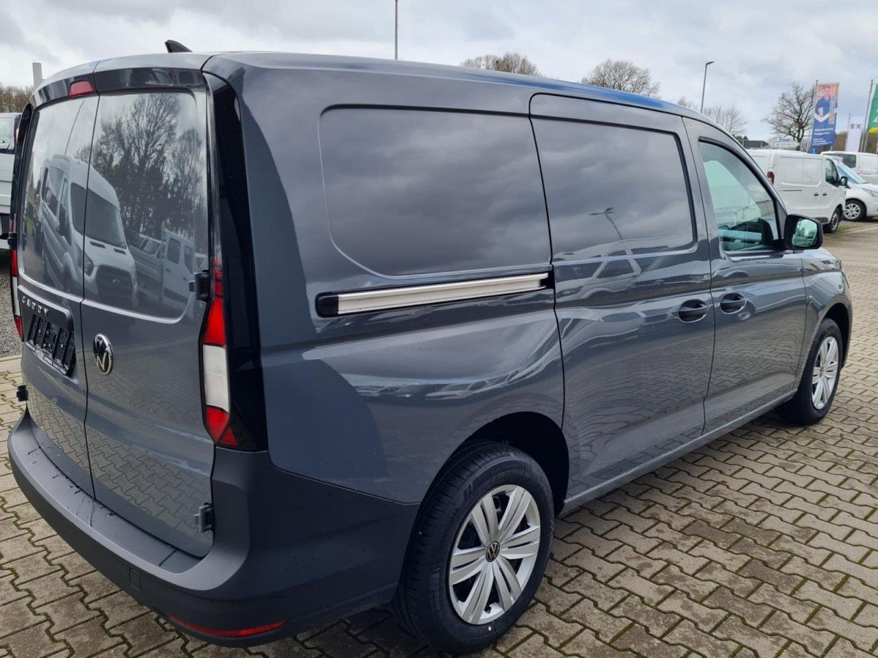 Volkswagen Caddy Kasten Cargo TDI Maxi PDC KLIMA TEMPOMAT - Furgão compacto: foto 4 Volkswagen Caddy Kasten Cargo TDI Maxi PDC KLIMA TEMPOMAT - Furgão compacto: foto 4