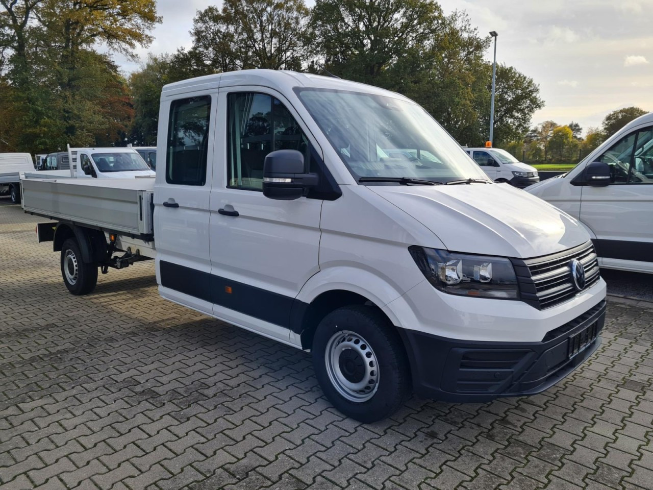 Volkswagen Crafter 35 Doka TDI L4 lang KLIMA TEMPOMAT - Carrinha de caixa aberta, Carrinha cabine dupla: foto 3 Volkswagen Crafter 35 Doka TDI L4 lang KLIMA TEMPOMAT - Carrinha de caixa aberta, Carrinha cabine dupla: foto 3
