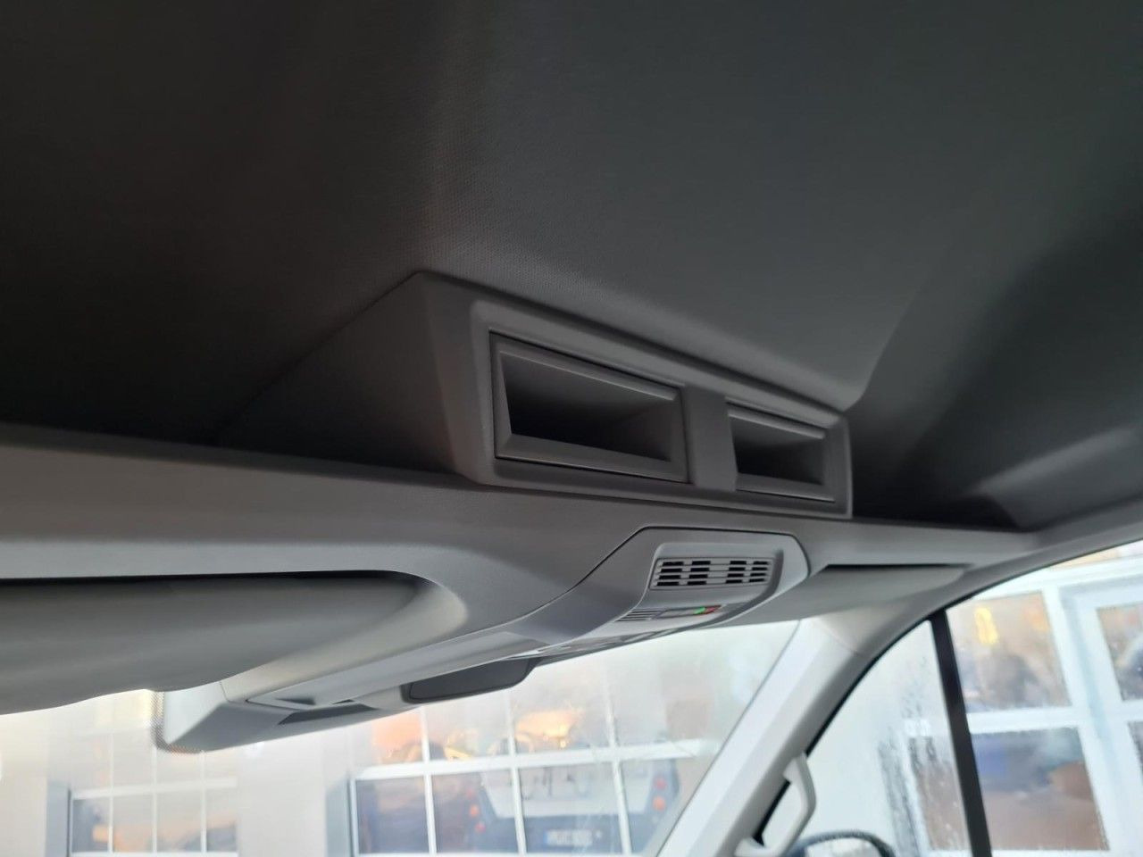 Furgão Volkswagen Crafter 35 Kasten lang L4H2 KAMERA NAVI_APP HOLZ: foto 19