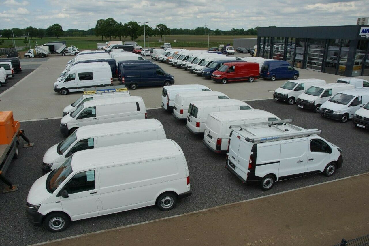 Furgão Volkswagen Crafter 35 Kasten lang L4H2 KAMERA NAVI_APP HOLZ: foto 28