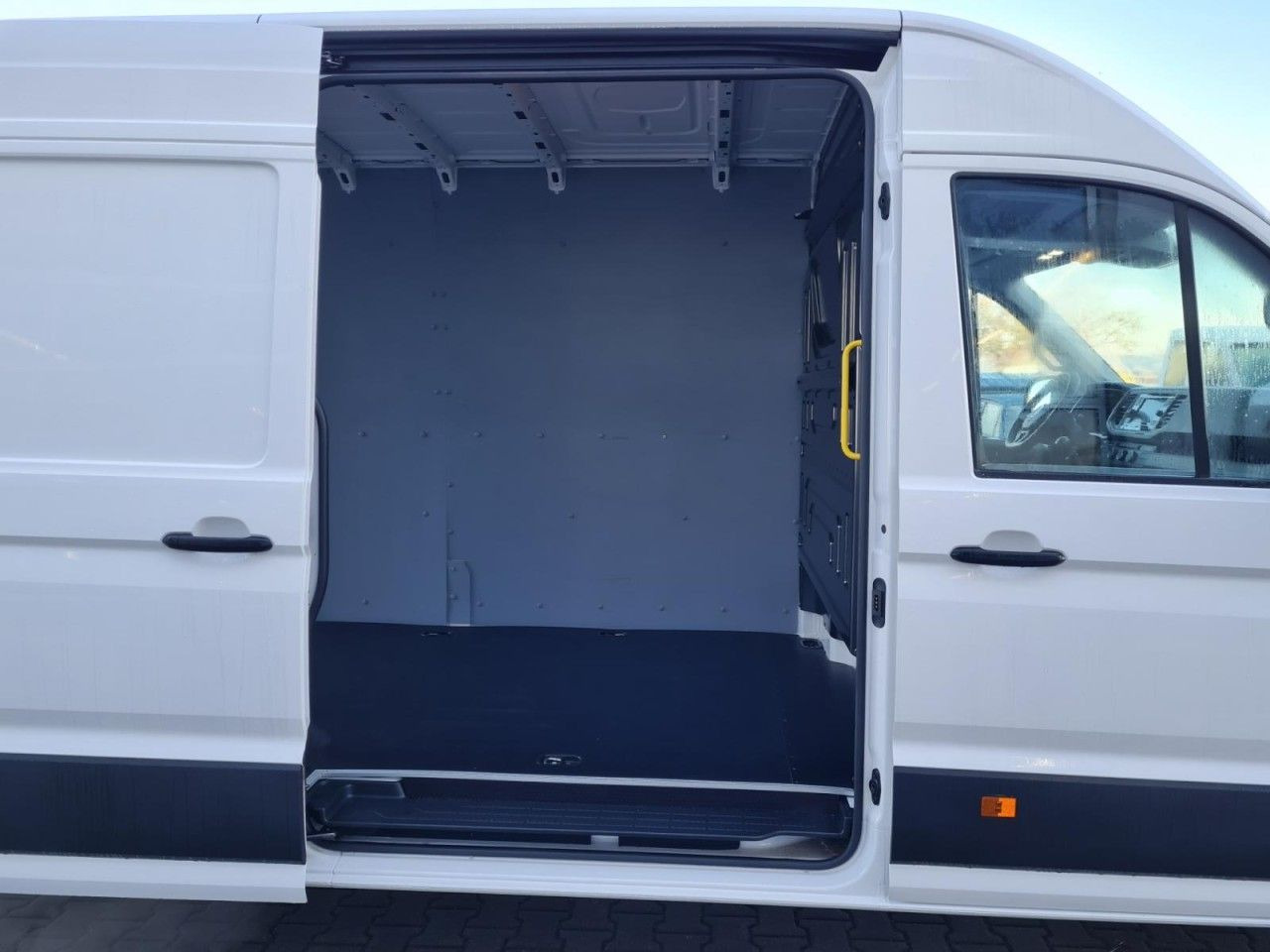 Furgão Volkswagen Crafter 35 Kasten lang L4H2 KAMERA NAVI_APP HOLZ: foto 24