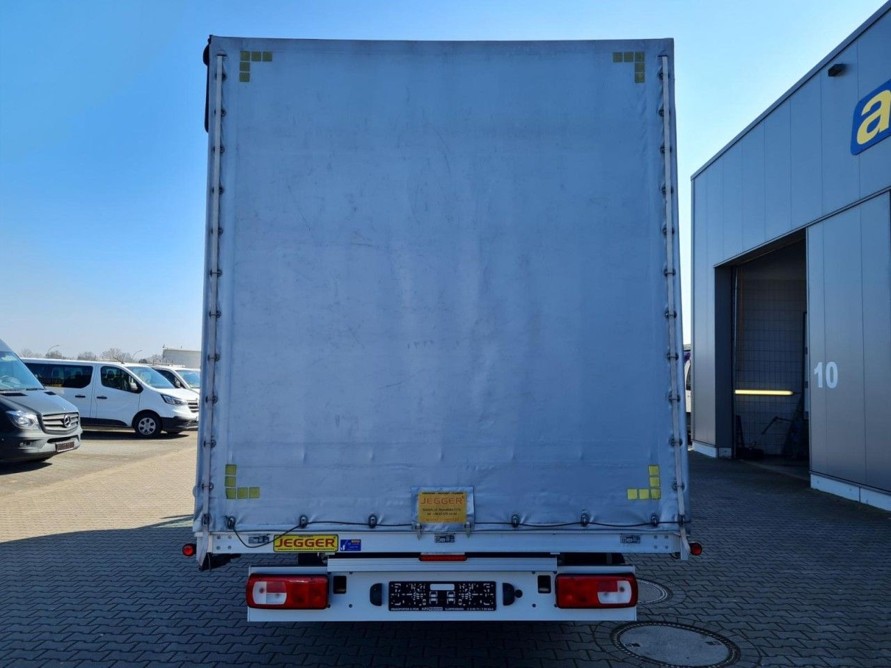Volkswagen Crafter 35 Pritsche Plane Schlafkabine LED TEMPO - Carrinha de lona: foto 5 Volkswagen Crafter 35 Pritsche Plane Schlafkabine LED TEMPO - Carrinha de lona: foto 5