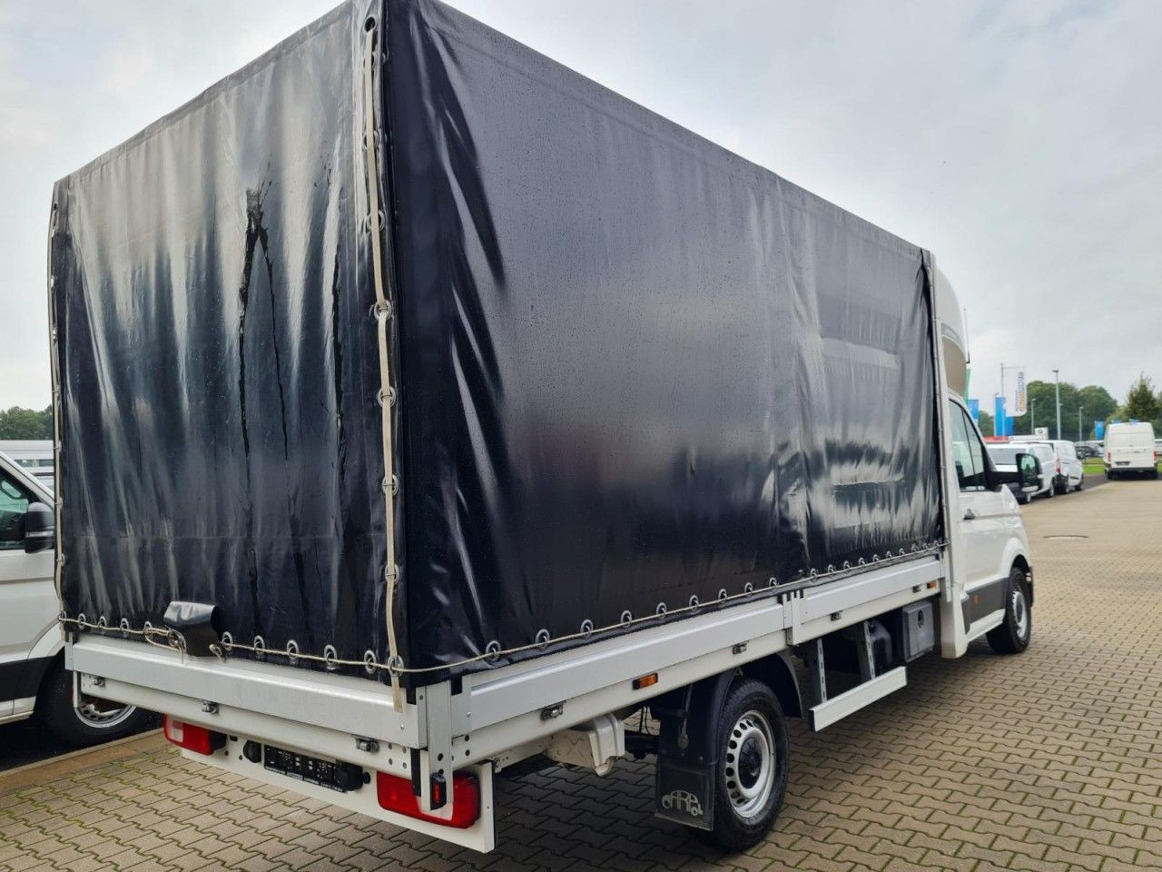 Volkswagen Crafter 35 Pritsche Schlafkabine LED TEMPOMAT - Carrinha de lona: foto 4 Volkswagen Crafter 35 Pritsche Schlafkabine LED TEMPOMAT - Carrinha de lona: foto 4