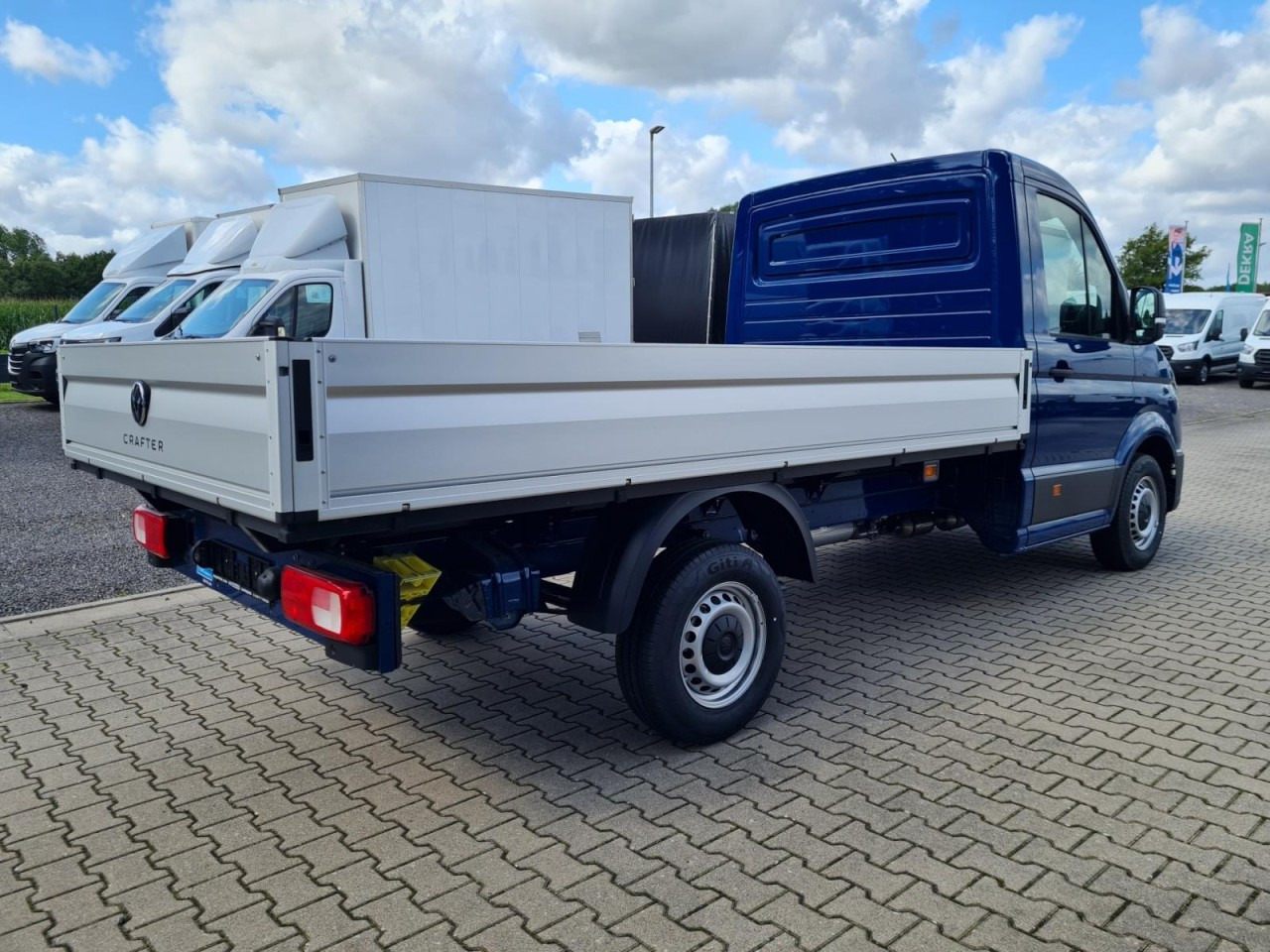 Volkswagen Crafter 35 Pritsche TDI L3 KLIMA TEMPOMAT 3 Sitzer - Carrinha de caixa aberta: foto 4 Volkswagen Crafter 35 Pritsche TDI L3 KLIMA TEMPOMAT 3 Sitzer - Carrinha de caixa aberta: foto 4