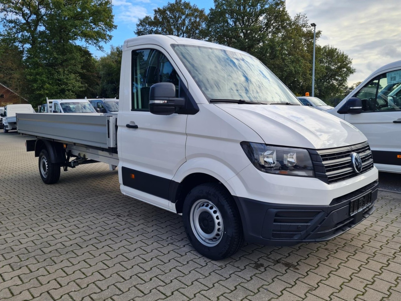 Volkswagen Crafter 35 Pritsche Tdi LR L4 KLIMA TEMPOMAT - Carrinha de caixa aberta: foto 2 Volkswagen Crafter 35 Pritsche Tdi LR L4 KLIMA TEMPOMAT - Carrinha de caixa aberta: foto 2