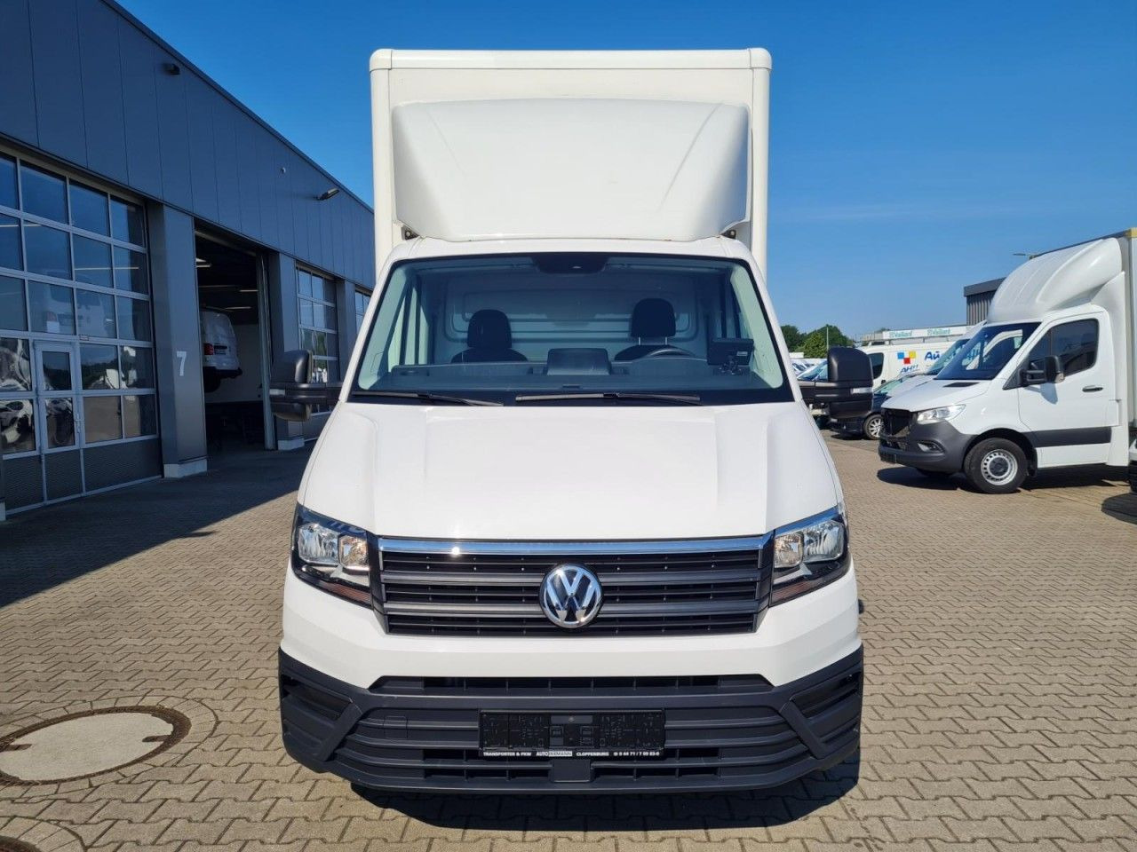 Volkswagen Crafter 50 Koffer hoch 2.0 TDI LBW KLIMA KAMERA - Carrinha de contentor: foto 2 Volkswagen Crafter 50 Koffer hoch 2.0 TDI LBW KLIMA KAMERA - Carrinha de contentor: foto 2